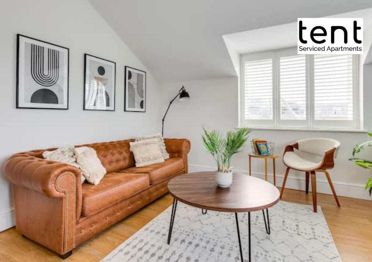 Stylish 1 Bed , , Pkg, Perfect For Long Apartment